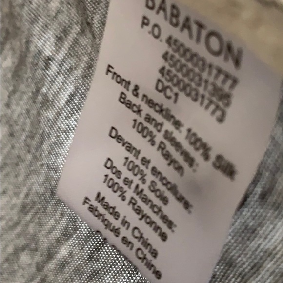 Aritzia Babaton silk JULIEN Blouse BEIGE/ GARY XS - Picture 4 of 5